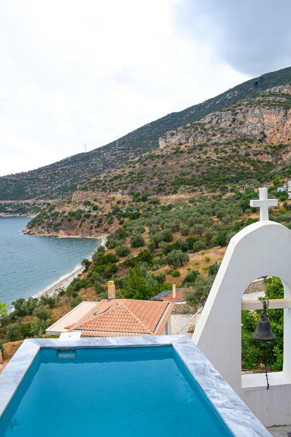 Muses Seaside Villas Паралион-Астрос Экстерьер фото