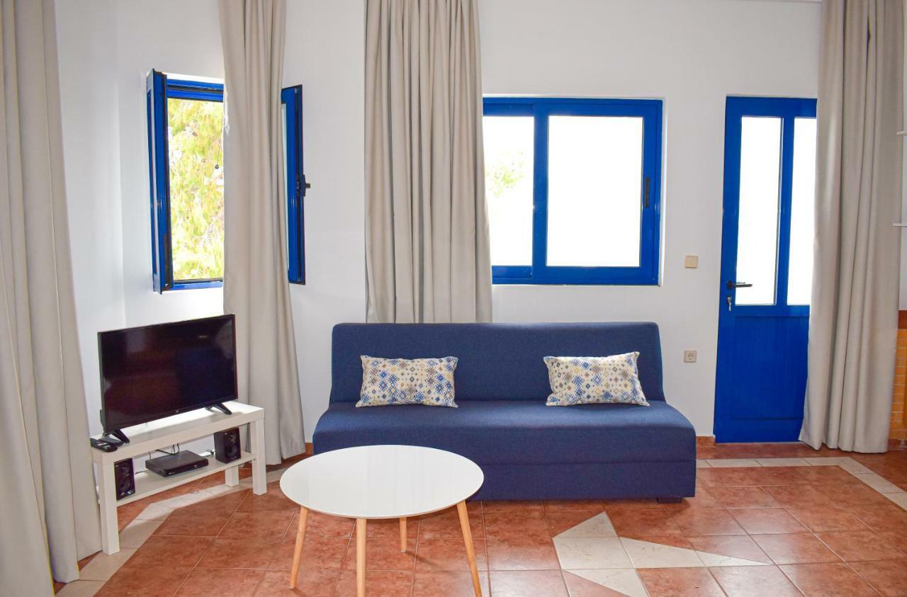 Muses Seaside Villas Паралион-Астрос Экстерьер фото